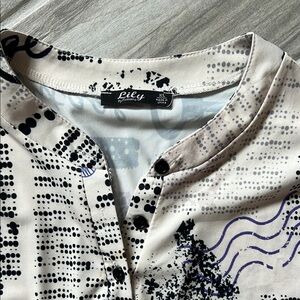 Lily Graphic Print Long-Sleeve Top